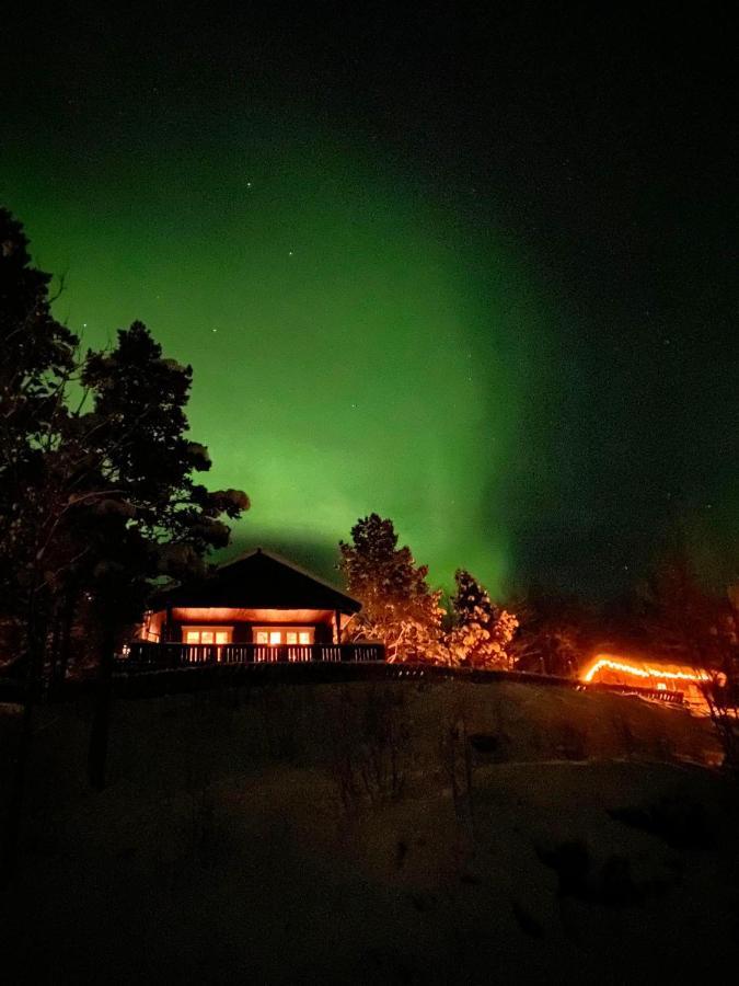 Malangen Lodge Mestervik Exterior photo