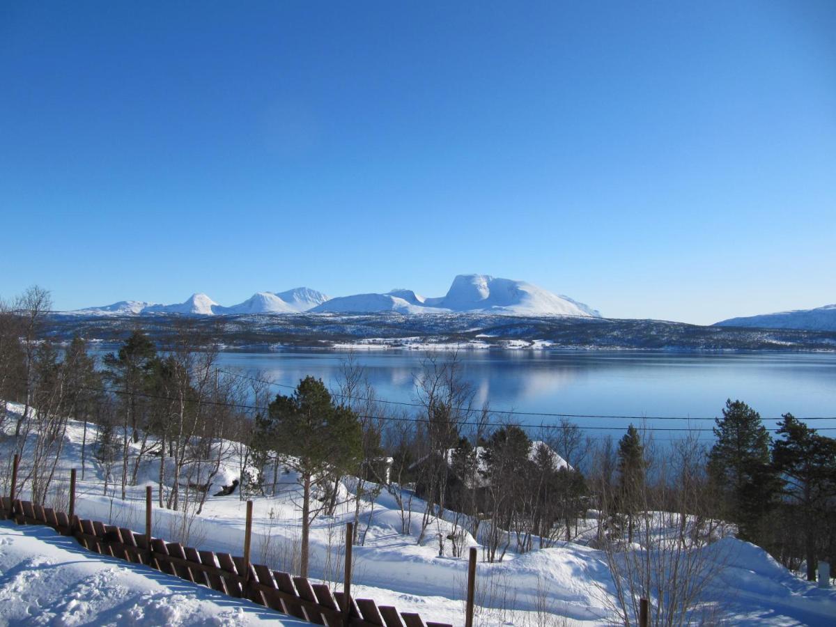 Malangen Lodge Mestervik Exterior photo